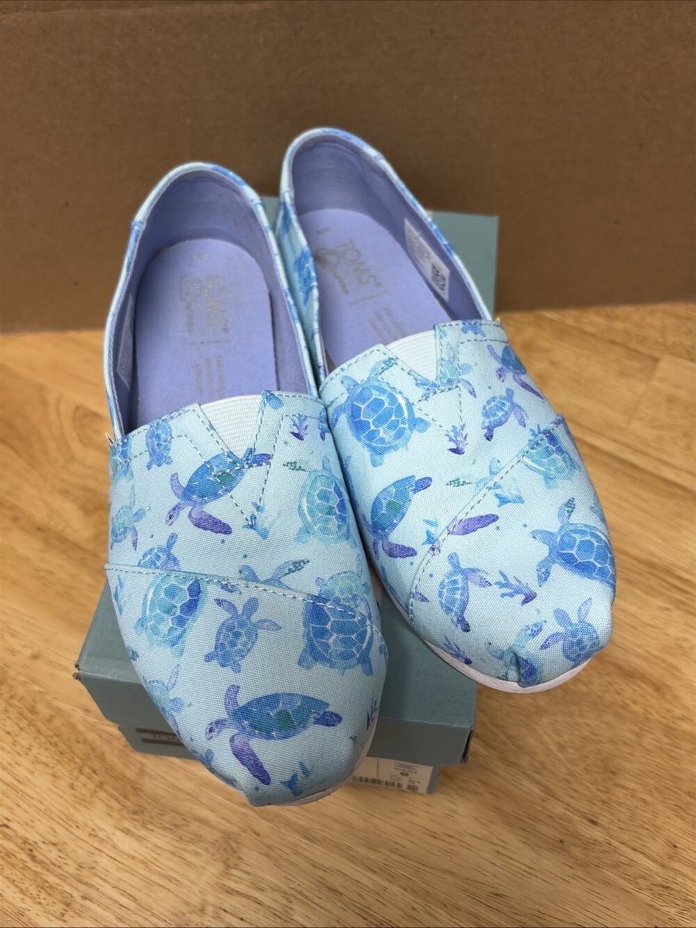 TOMS Alpargata Light Aqua Watercolor Sea Turtles Print Shoes -Women’s Sz 6 w/Box